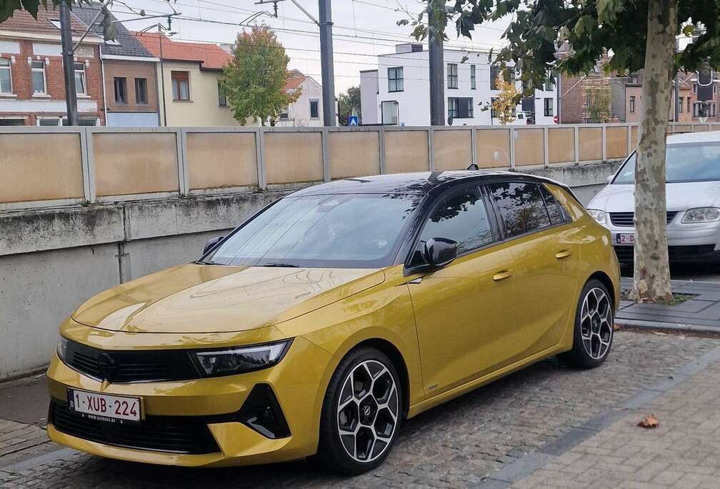 Opel 1.2 Turbo Automatik Ultimate