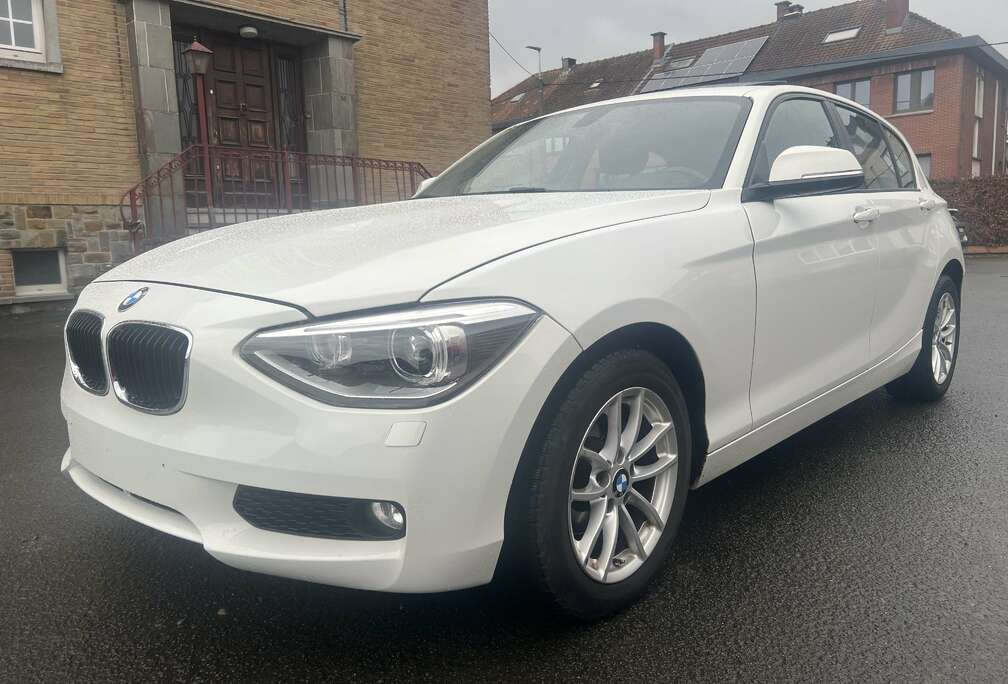 BMW 114d 95 ch 112g UrbanLife/Start Edition