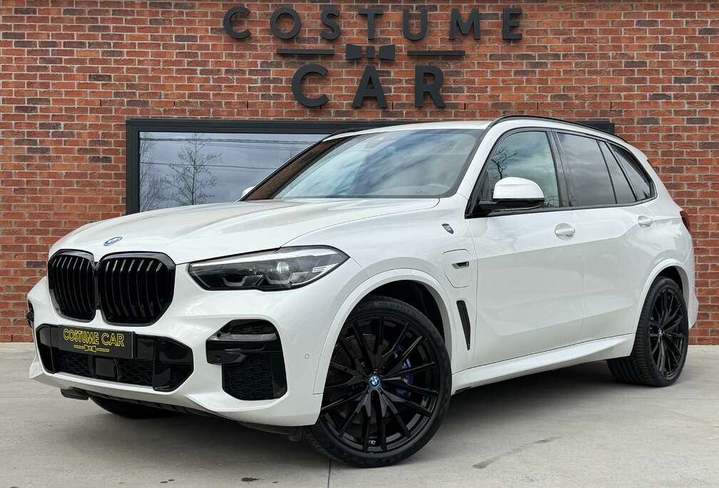 BMW Pack M - Attelage - Caméra - Cuir noir