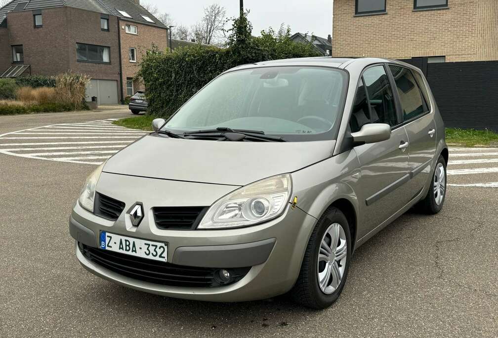 Renault 1.9 dCi 120 Luxe Privilège / airco / toit pano