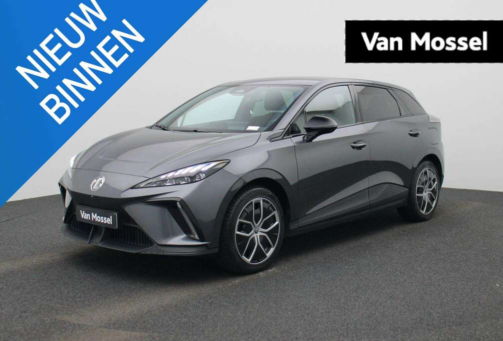 MG 64 kWh Luxury CAMERA  CARPLAY  NAVI