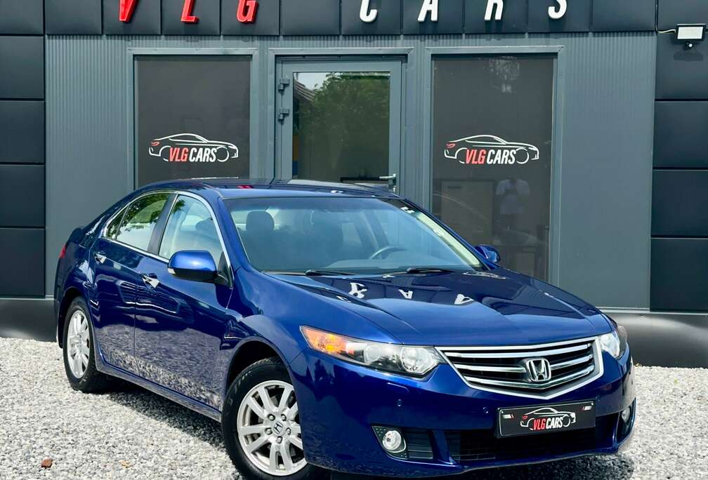 Honda Accord 2.0 i-VTEC  1er Prop.  Automatique  Carnet Complet