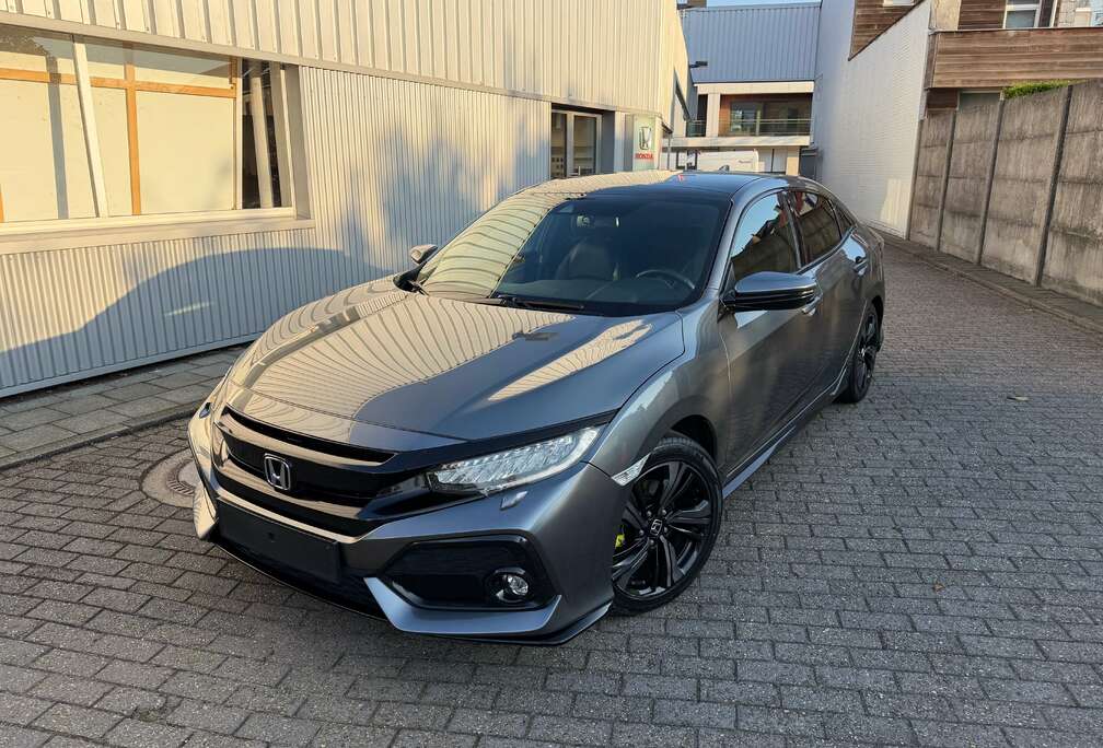 Honda Civic 1.5 i-VTEC Sport+  CVT (EU6.2)