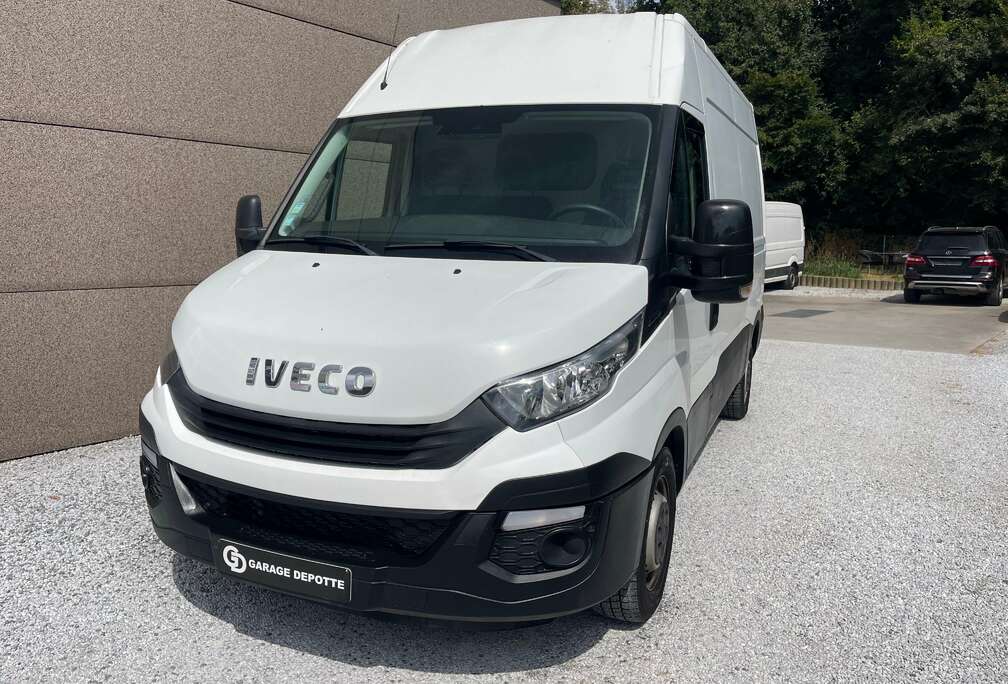 Iveco 35S14V 2.3 Turbo 10330€HTVA