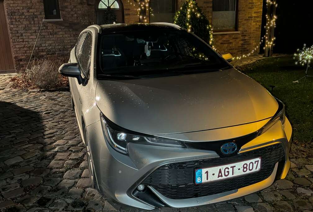 Toyota Corolla SW Hybrid 2.0 Premium e-CVT