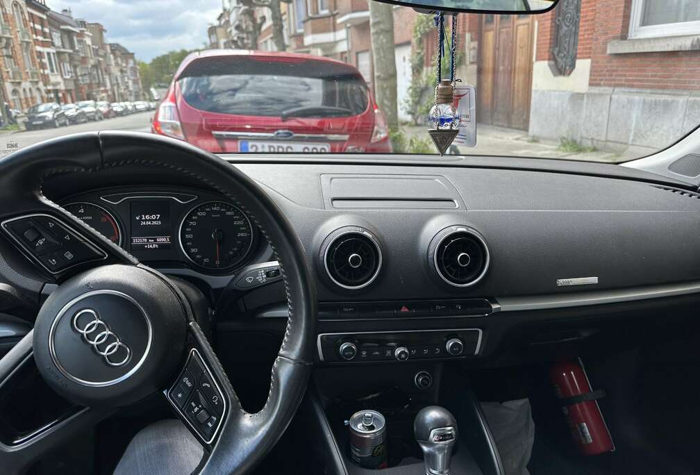 Audi 1.6 TDI Sportback S tronic design