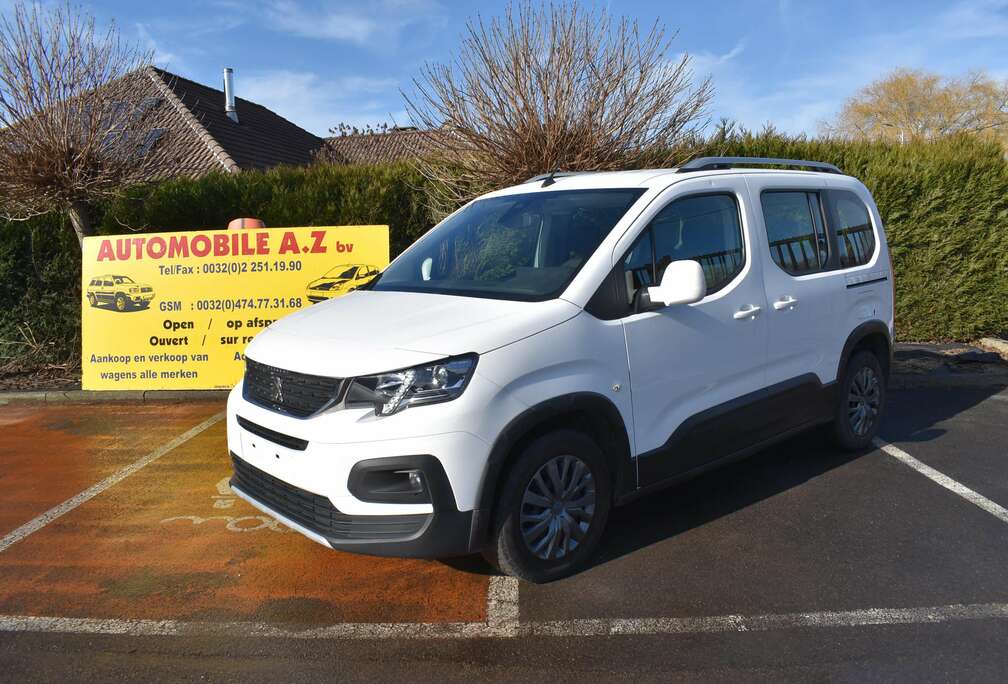 Peugeot 1.5 BlueHDi Standard Allure Airco/GPS