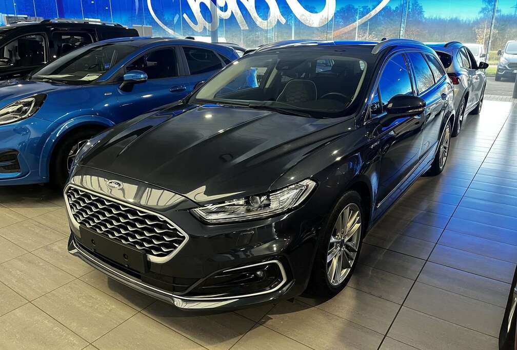 Ford Vignale 2.0i Hybrid