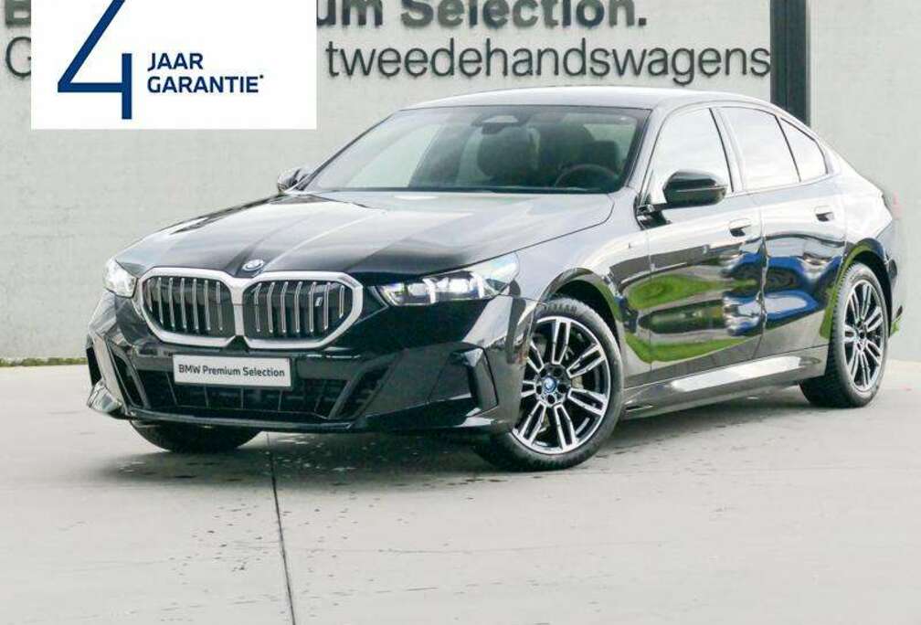 BMW xDrive40 Berline M Sport  Drive+  Park+