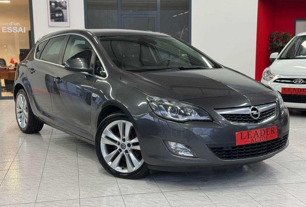 Opel 2.0 DIESEL 160CV - AUTOMATIQUE - GPS - AIRCO