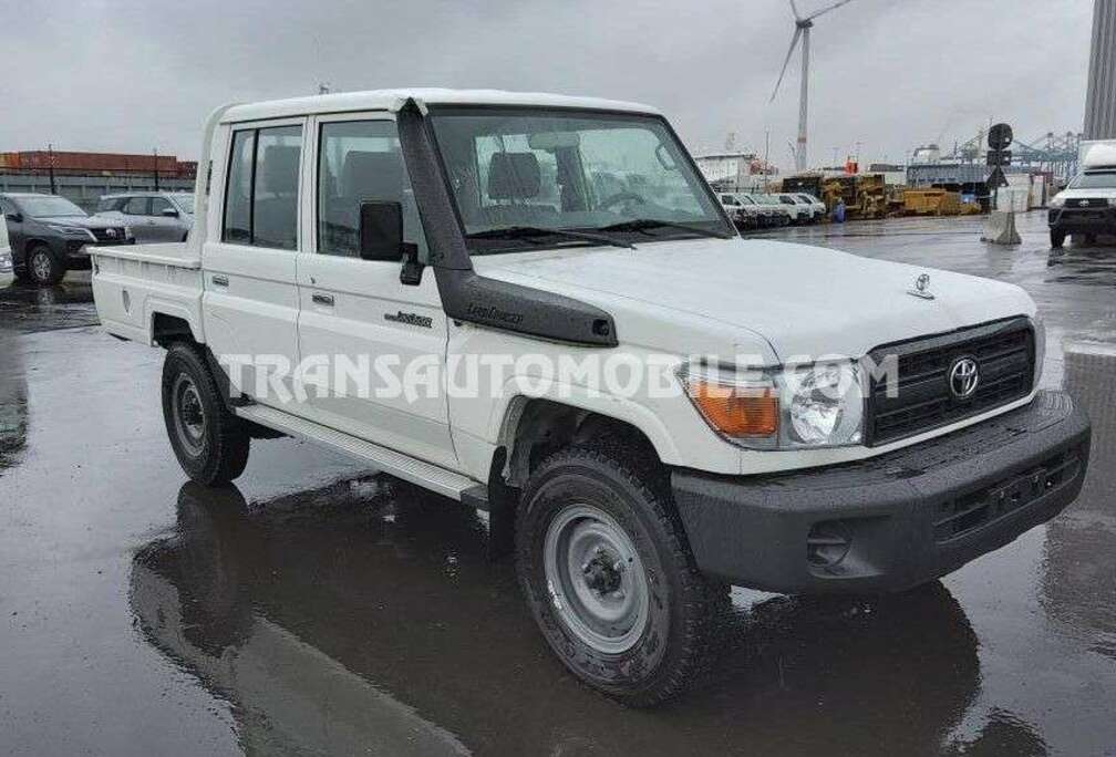 Toyota HZJ 79 Double cabin - EXPORT OUT EU TROPICAL VERSI