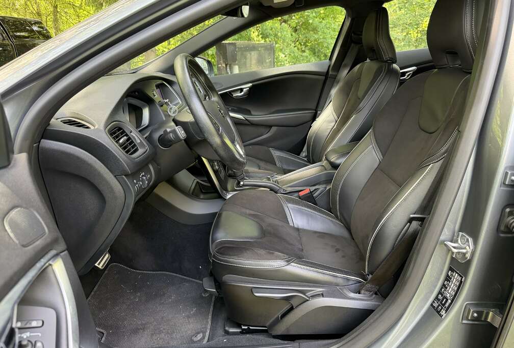 Volvo V40 2.0 D2 R-Design Geartronic