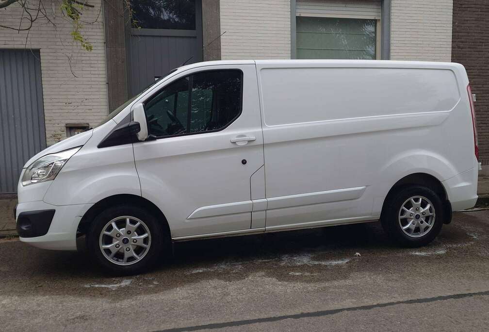 Ford 2.2 TDCi L1H1 Limited Multi-use