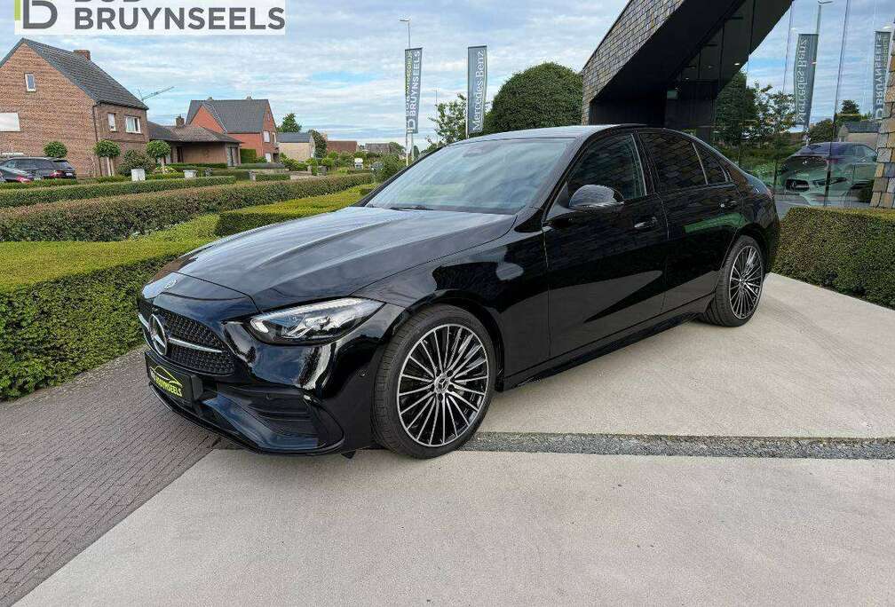 Mercedes-Benz Amg line  Nightpakket  360camera  Panoramadak  Distronic  Memorypakket