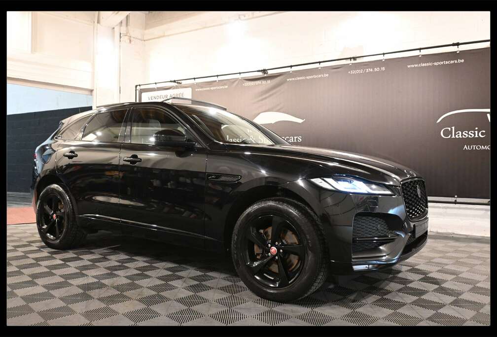 Jaguar 2.0 D165 NEW MODEL / NOUVEAU MODELE / BLACK EDITION / R-SPORT / CAMERA / CARPLAY / TOIT PANORAMIQUE !!
