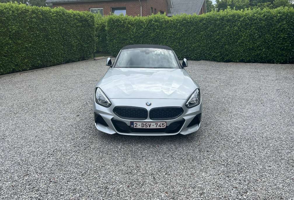 BMW 2.0iAS sDrive20i