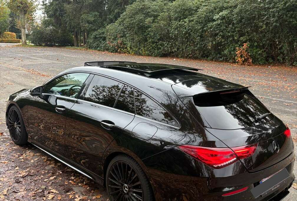 Mercedes-Benz Shooting Brake 7G-DCT AMG Line