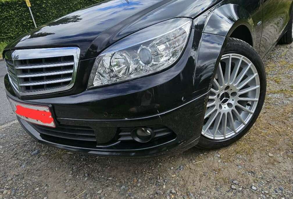 Mercedes-Benz C 180 Kompressor Automatik BlueEFFICIENCY