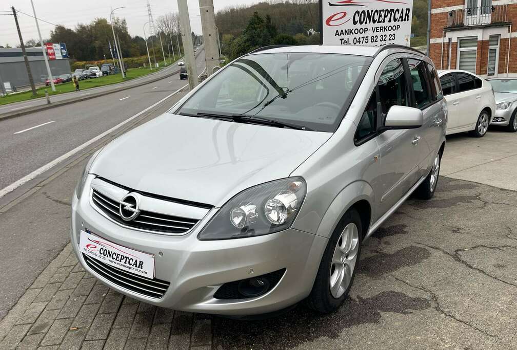 Opel 1.8i XER Enjoy //7 places //