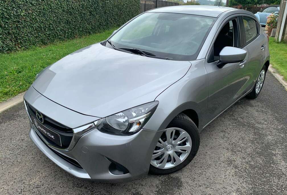 Mazda 1.5i Skyactiv-G AttacheR Airco USB Keyless 1er Pro