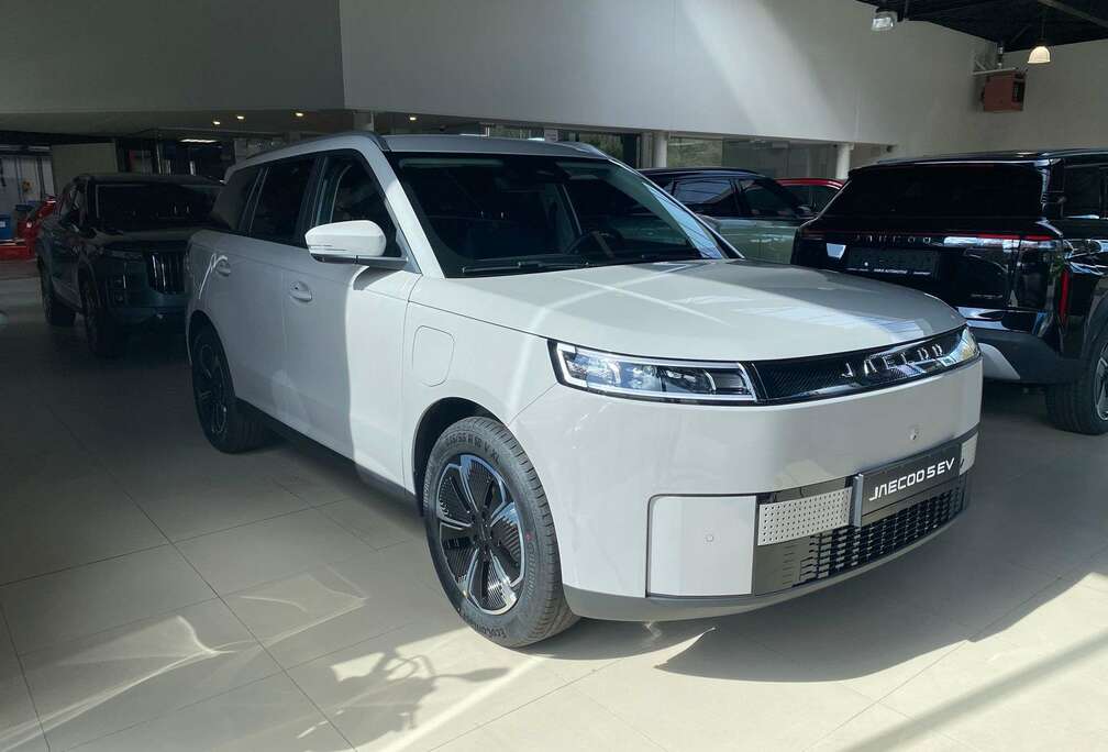 Exclusive EV Full Option -€900 salonconditie