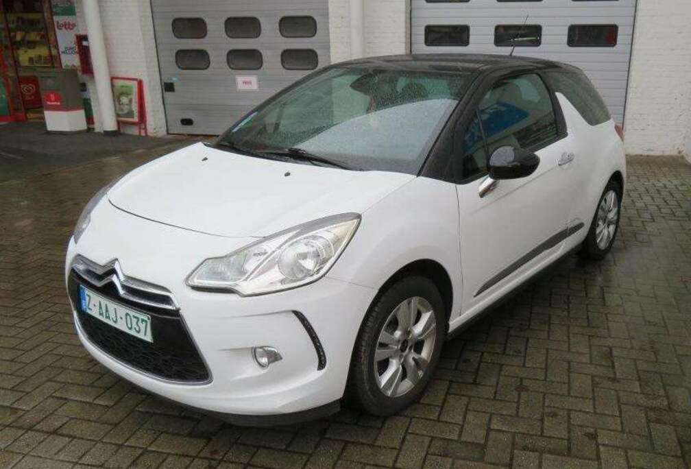 Citroen DS3 1.2i PureTech So Chic S