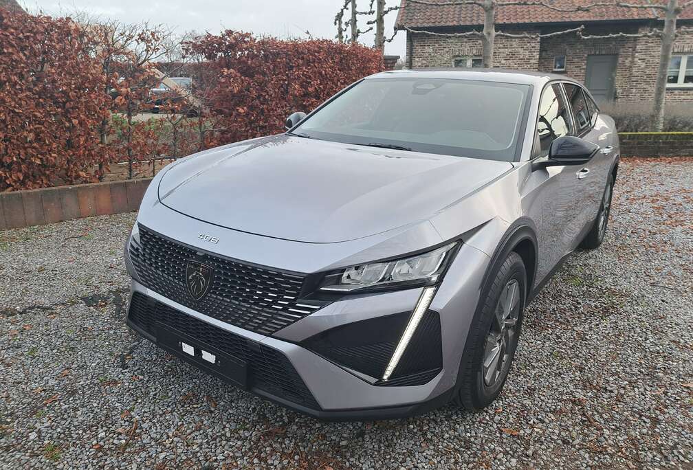 Peugeot 1.2i Aut. 130pk ALLURE