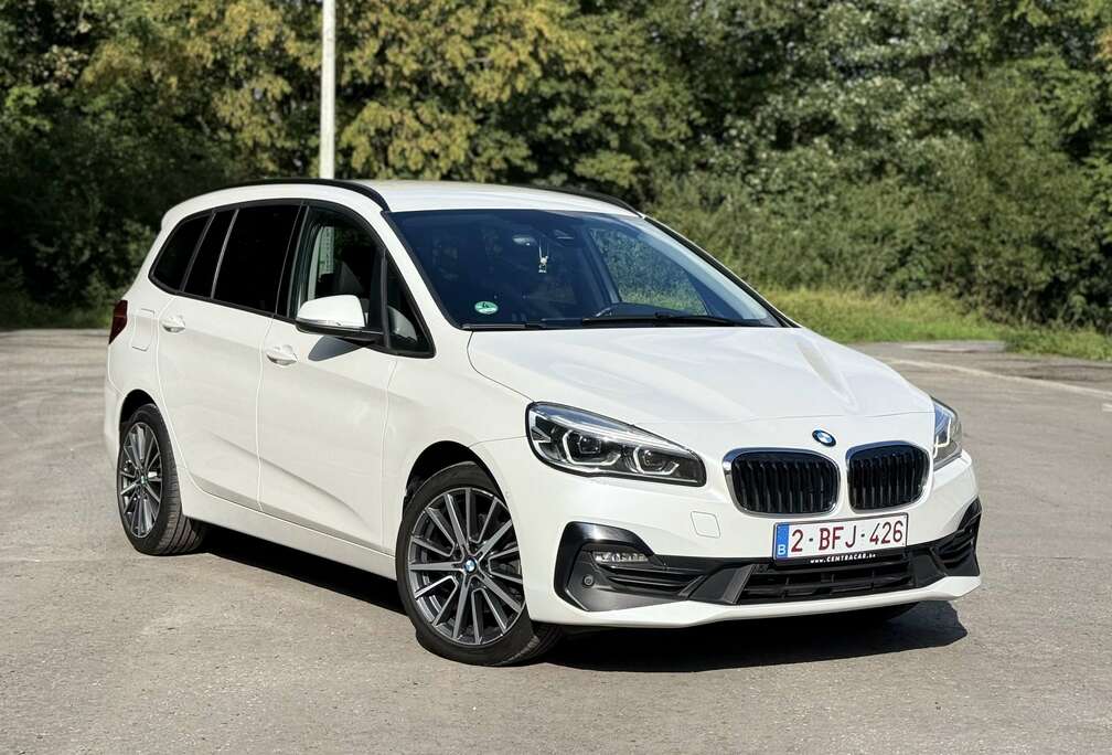 BMW 218 i Sport Line