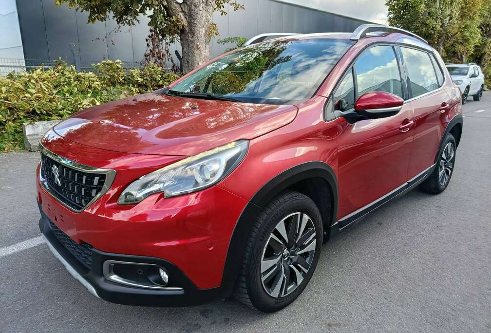 Peugeot 2008 1.2i essence  Active S eur6