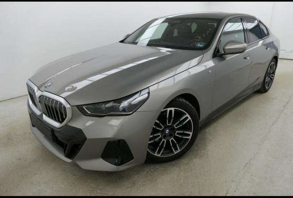 BMW NEW MODEL - M SPORT - HARMAN-K