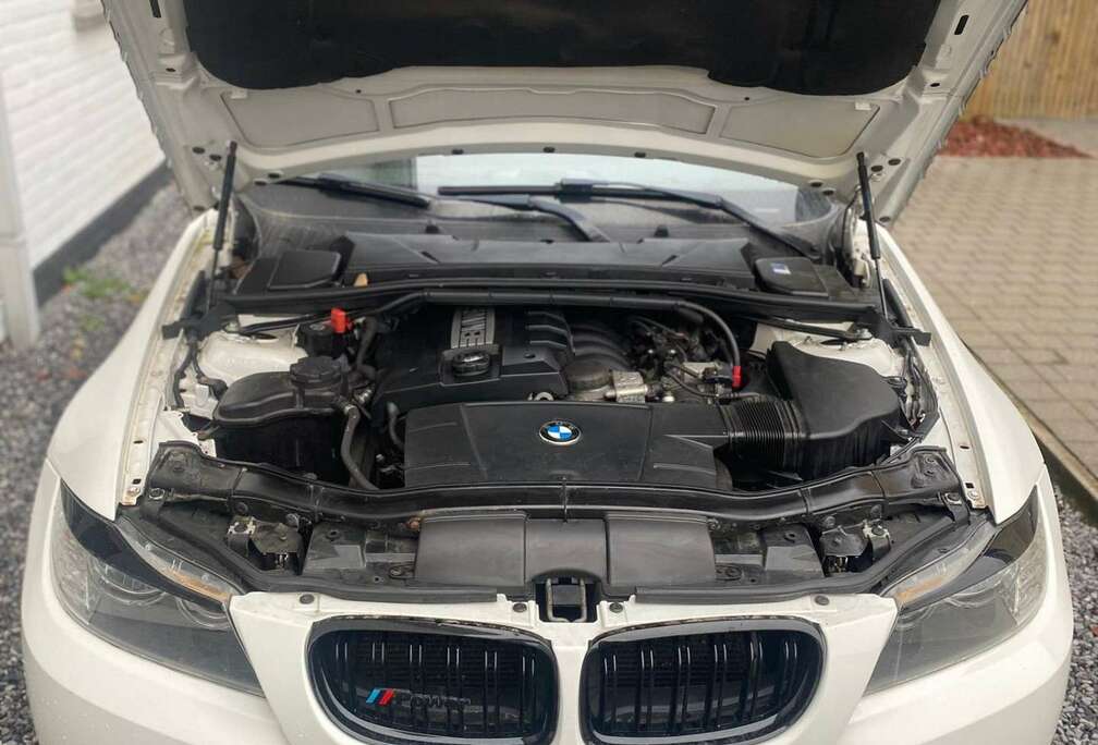 BMW Touring 318i