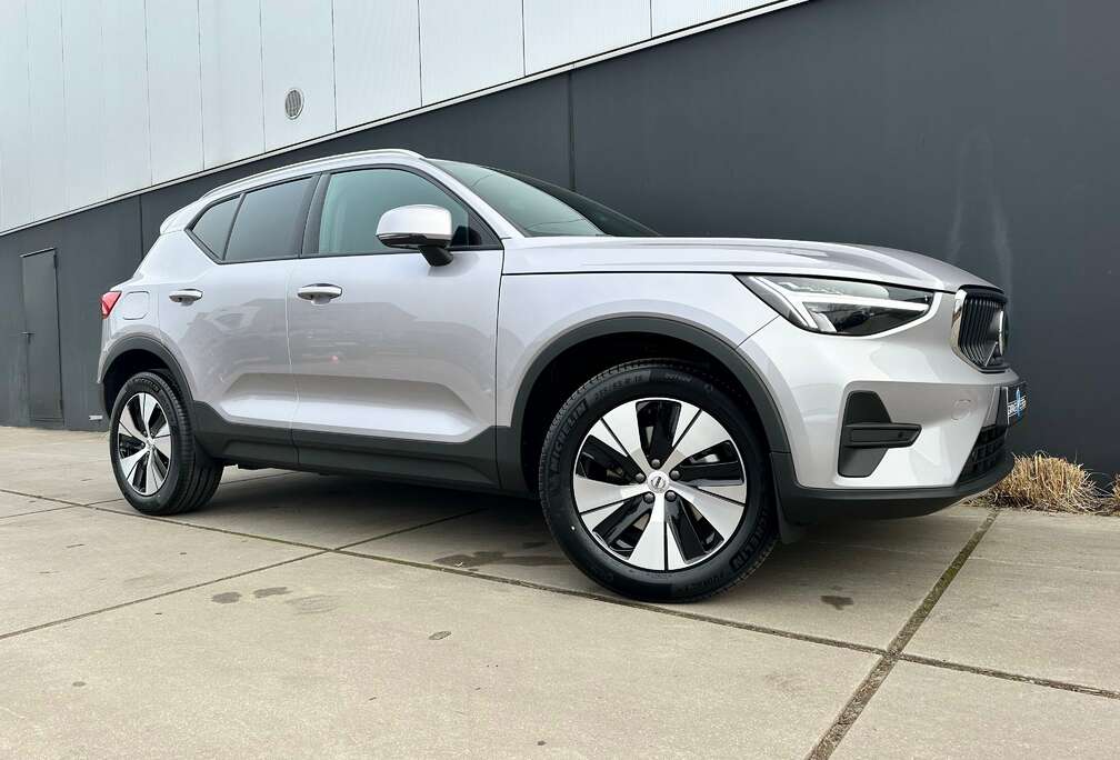 Volvo 2.0 B3 MHEV DCT*ACC*CAMERA*NAVI*18\