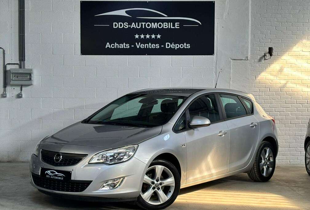 Opel ***Opel Astra Automatique Garantie 12 mois
