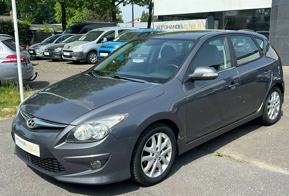 Hyundai 1.6CRDi, 2012, 107.710km, PDC, Airco, 12m Garantie