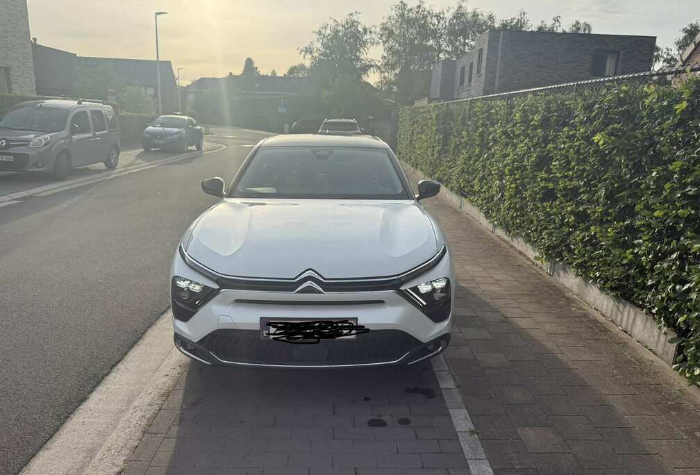 Citroen Hybrid 225 Start&Stopp e-EAT8 SHINE PACK