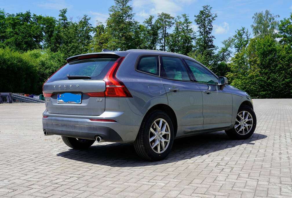 Volvo XC60 2.0 D3 Momentum Pro AdBlue