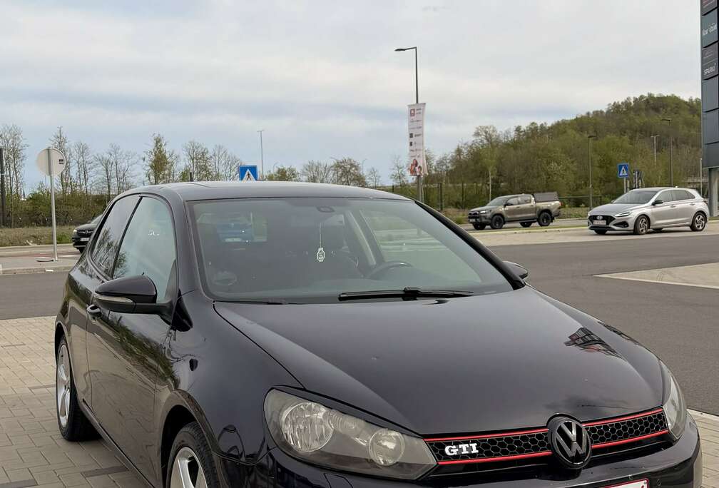Volkswagen Golf VI 1.8 TSI