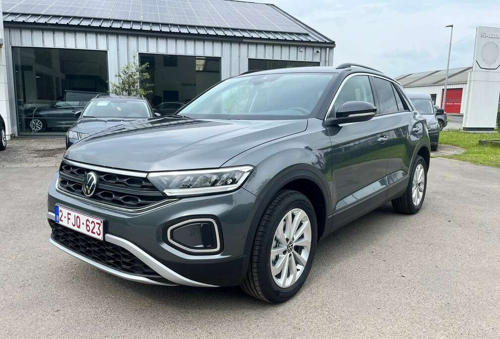 Volkswagen 1.0 TSI 110 Cv Life Business Véhicule de direct