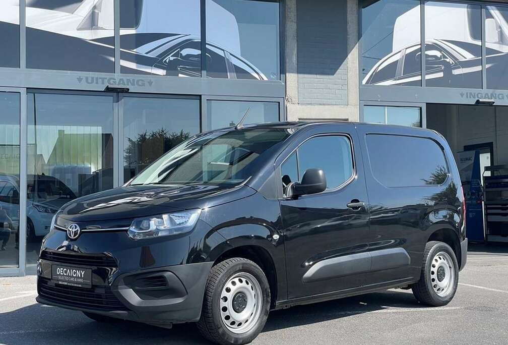 Toyota 1.5D 102PK L1 *Trekhaak*Airco*Cruise Control