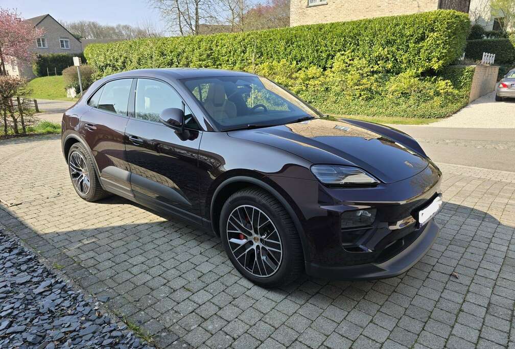 Porsche e-Macan 100 kWh 4S