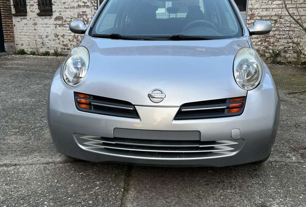 Nissan 1.2i - 80 Acenta Clim A