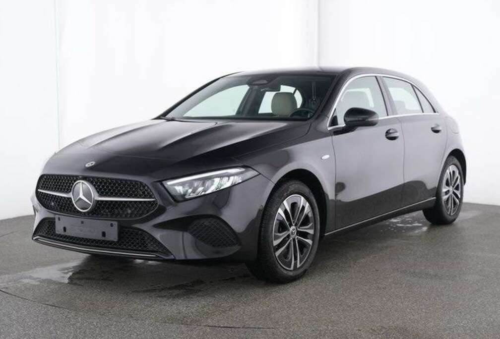 Mercedes-Benz e Progressive Trekhaak, Distronic, Pdc, Led