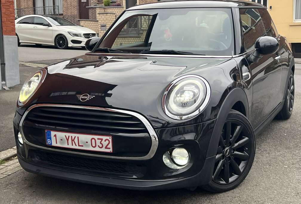 MINI 1.6D 2019 159Mkm BLACK EDITion Full Options