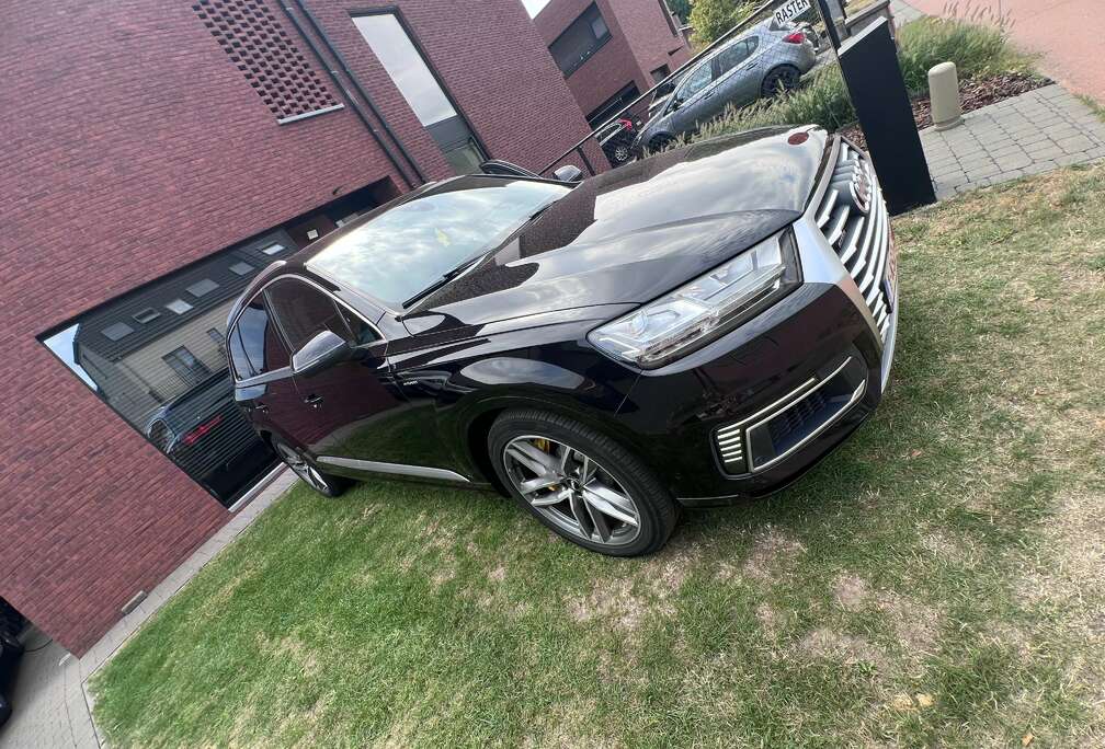 Audi Q7 e-tron 3.0 TDi V6 Quattro e-tron Tiptronic (275 kW)