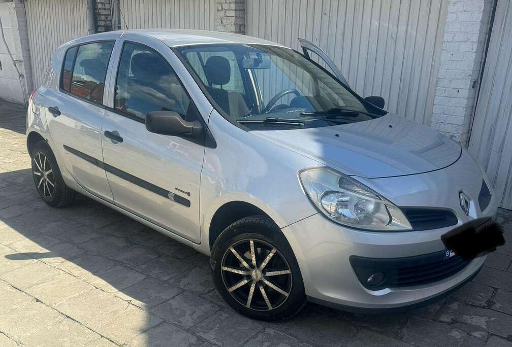 Renault Clio 1.2i 16v Community Blue