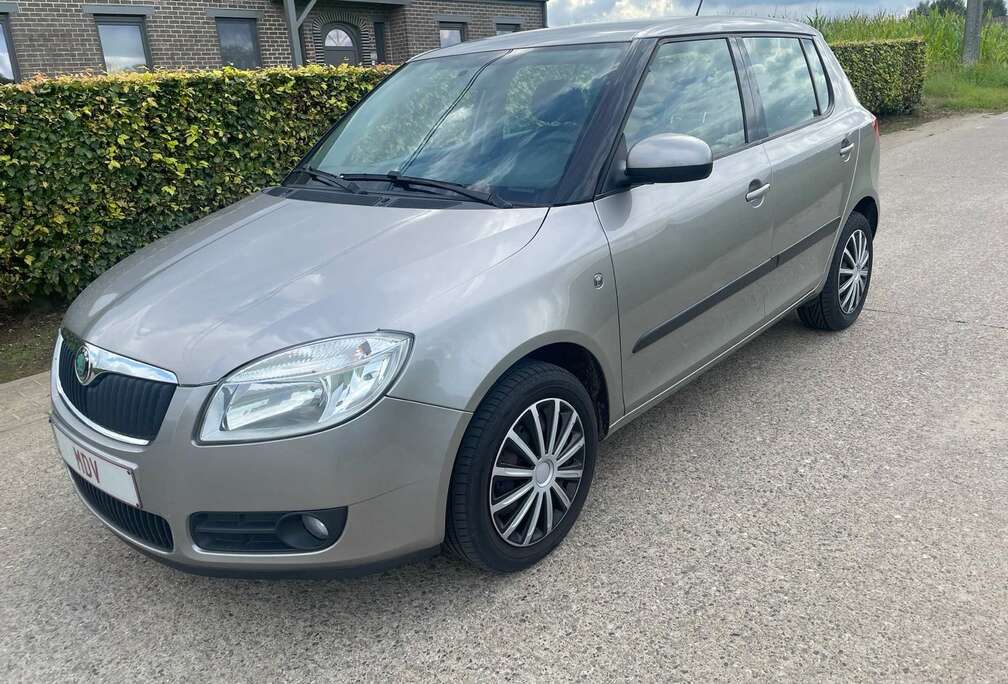 Skoda SW 1.4i 16v Elegance