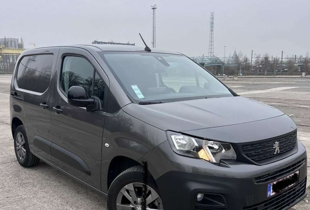 Peugeot 1.5 BlueHDi L1 STD Heavy S/S (EU6.4)