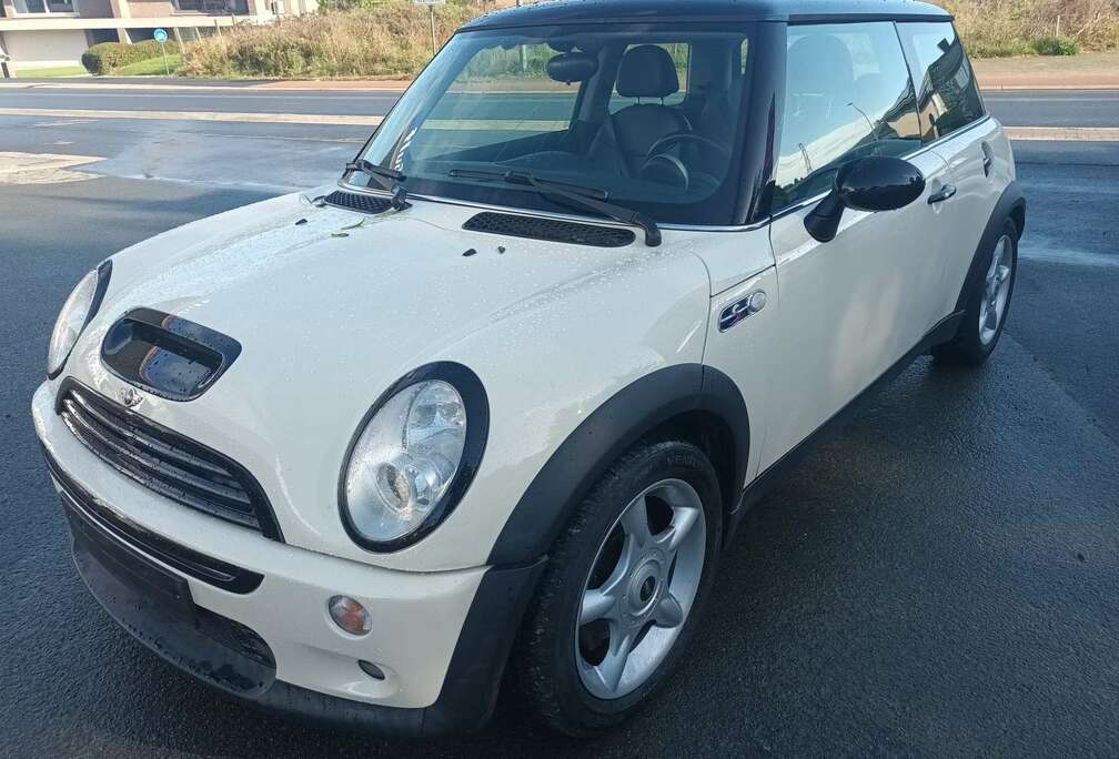 MINI 1.6i 16v**avec la demande d\'immatriculation