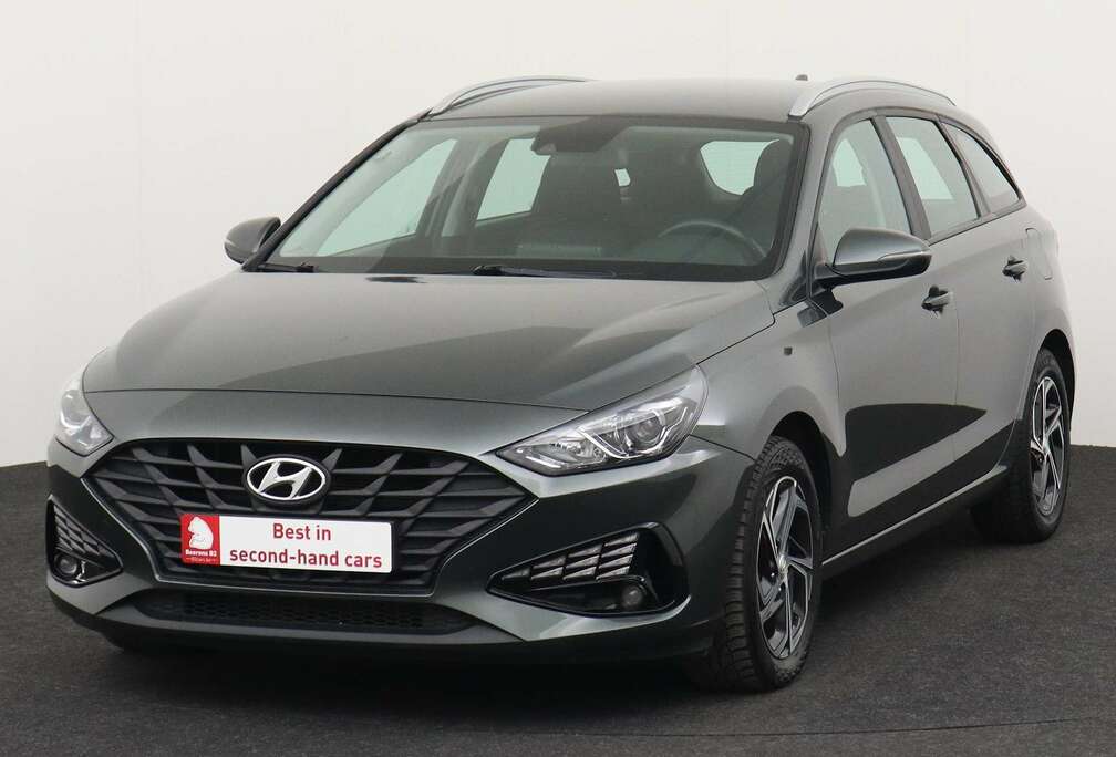 Hyundai 1.6 CRDI + A/T + CARPLAY + PDC + CRUISE + ALU 16