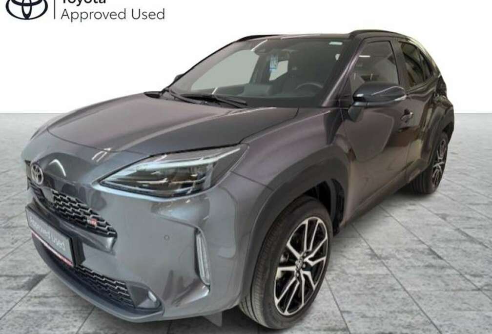 Toyota 1.5 HYB 130PK GR-SPORT MONO-TONE